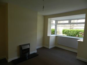 Living room - click for photo gallery
